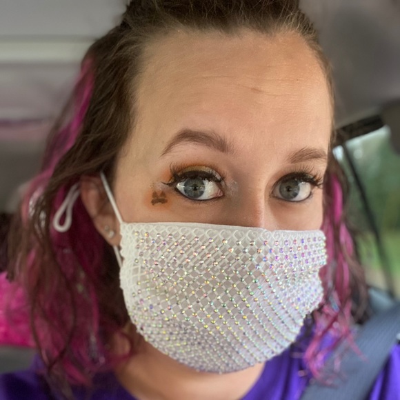 Meet your Posher, Amber r - Picture 1 of 1